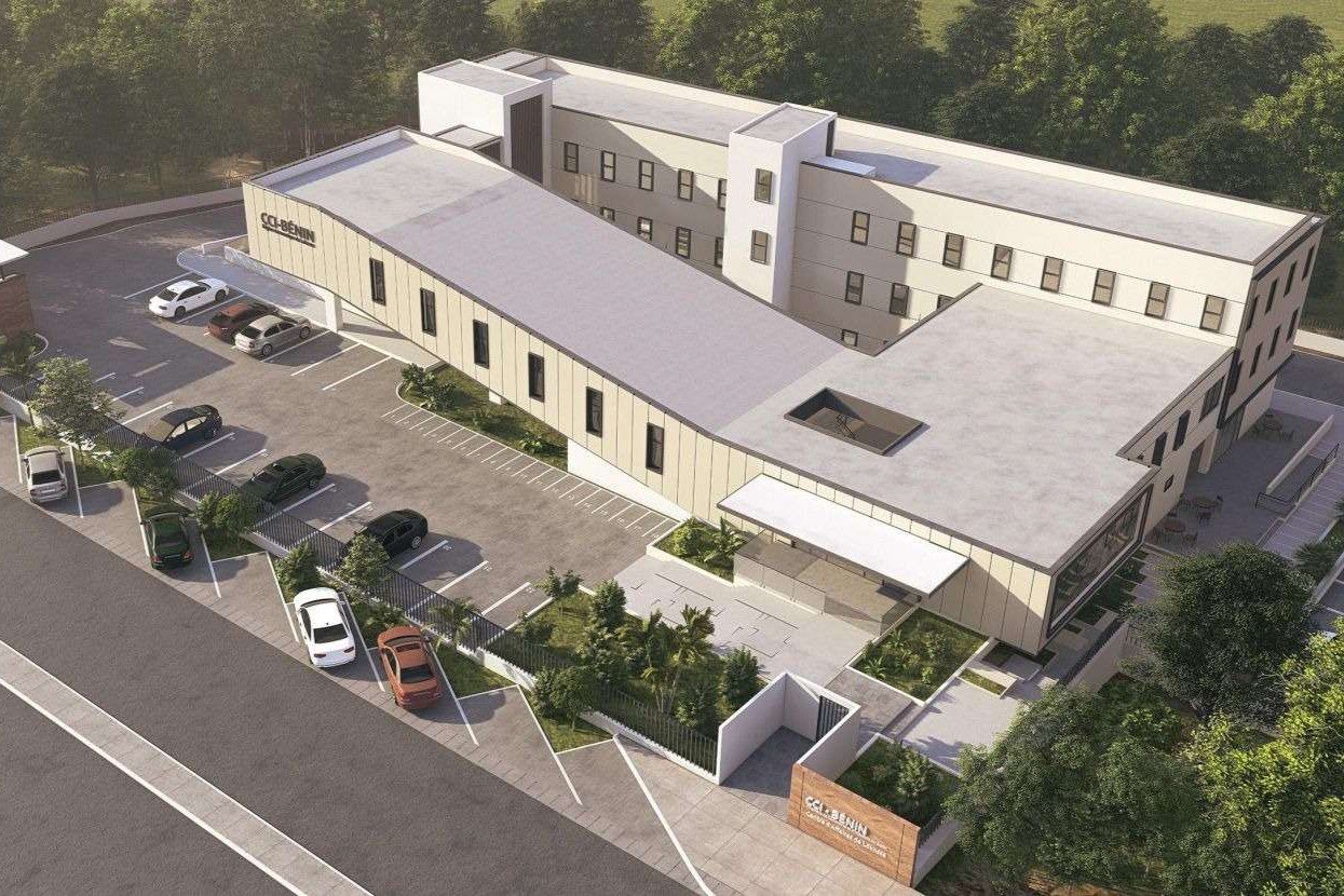 Vue aérienne du futur Centre d'Affaires de la CCI Bénin à Lokossa